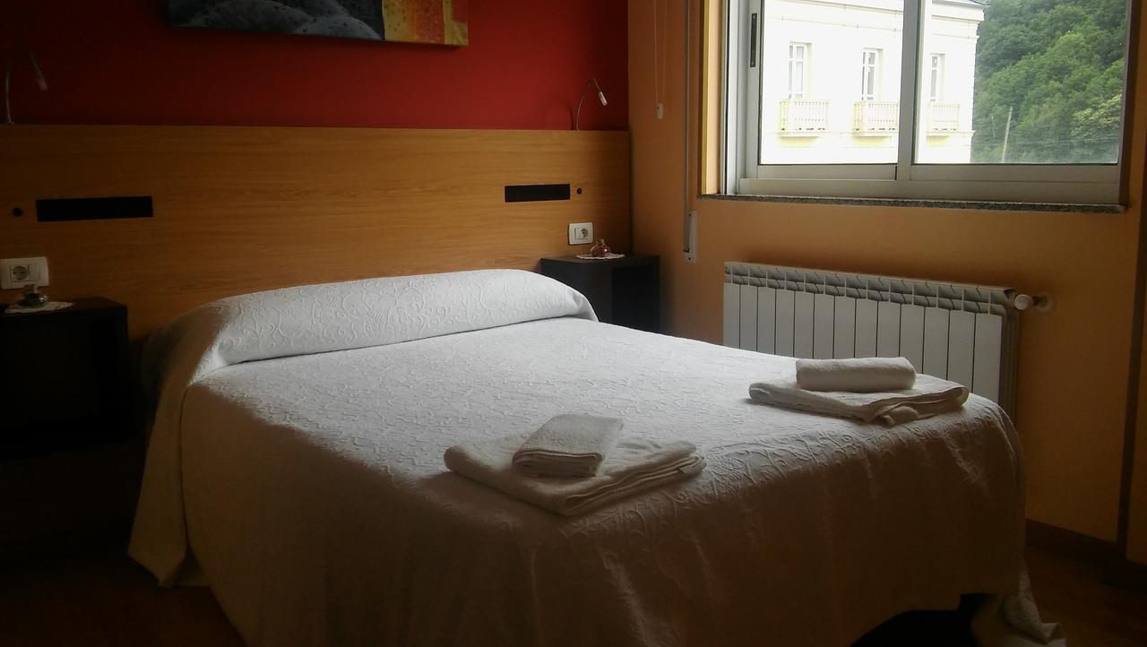 Hostal-Meson Vilasante Triacastela Zewnętrze zdjęcie